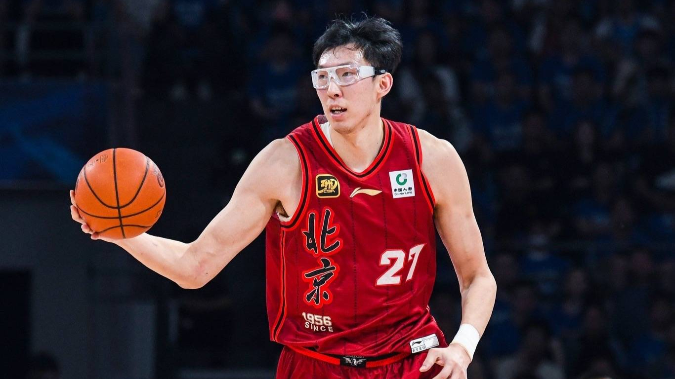 青岛队绝杀湖人，周琦刷新纪录