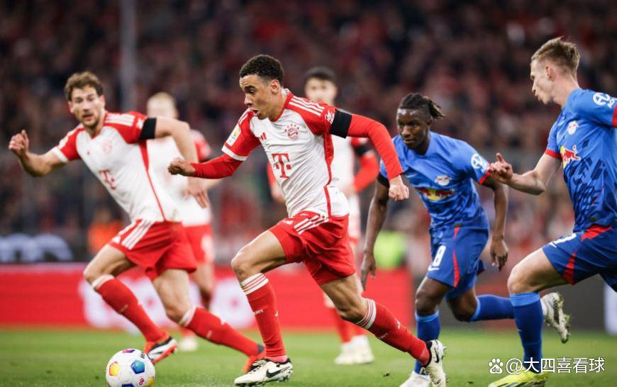 弗赖堡客场逆袭，打破客场魔咒